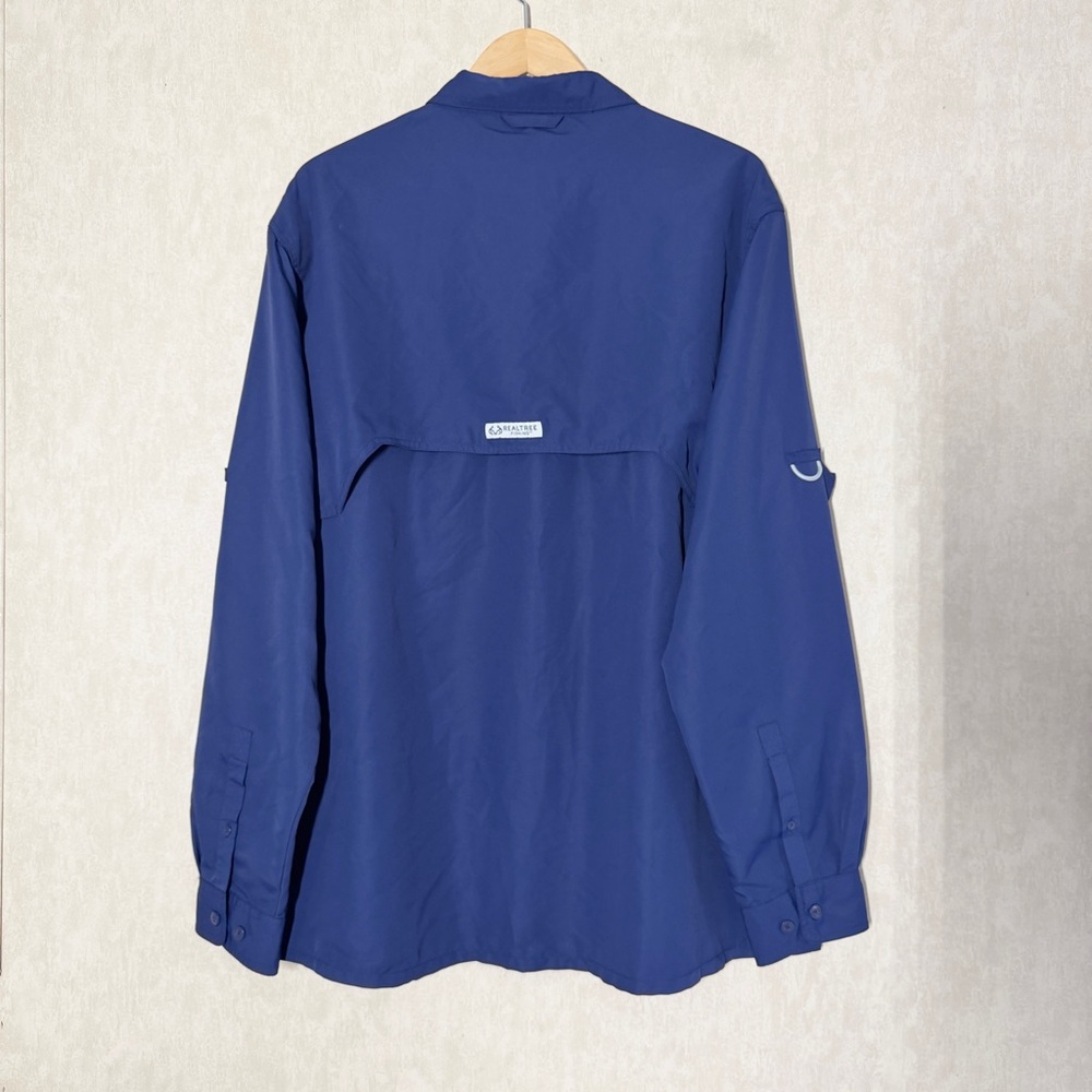 Realtree Men's Long Sleeve Fishing Guide Shirt Outdoor in Patriot Blue XL - Picture 4 of 10
